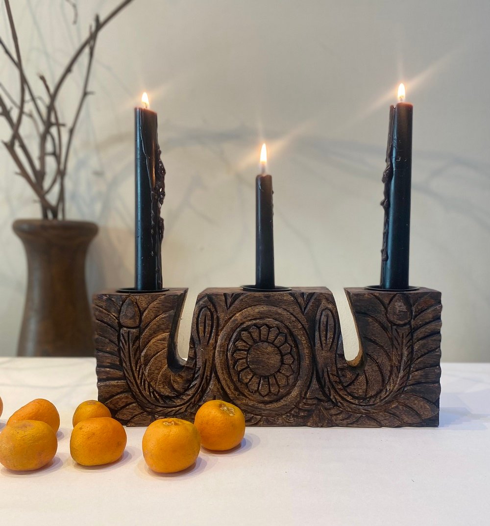 Gilded 3 candle stand - Image 5