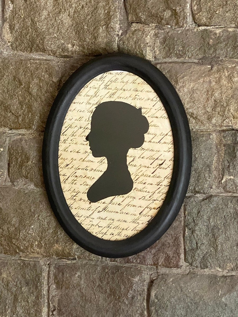 Silhouette Vintage Lady Pair - Image 7