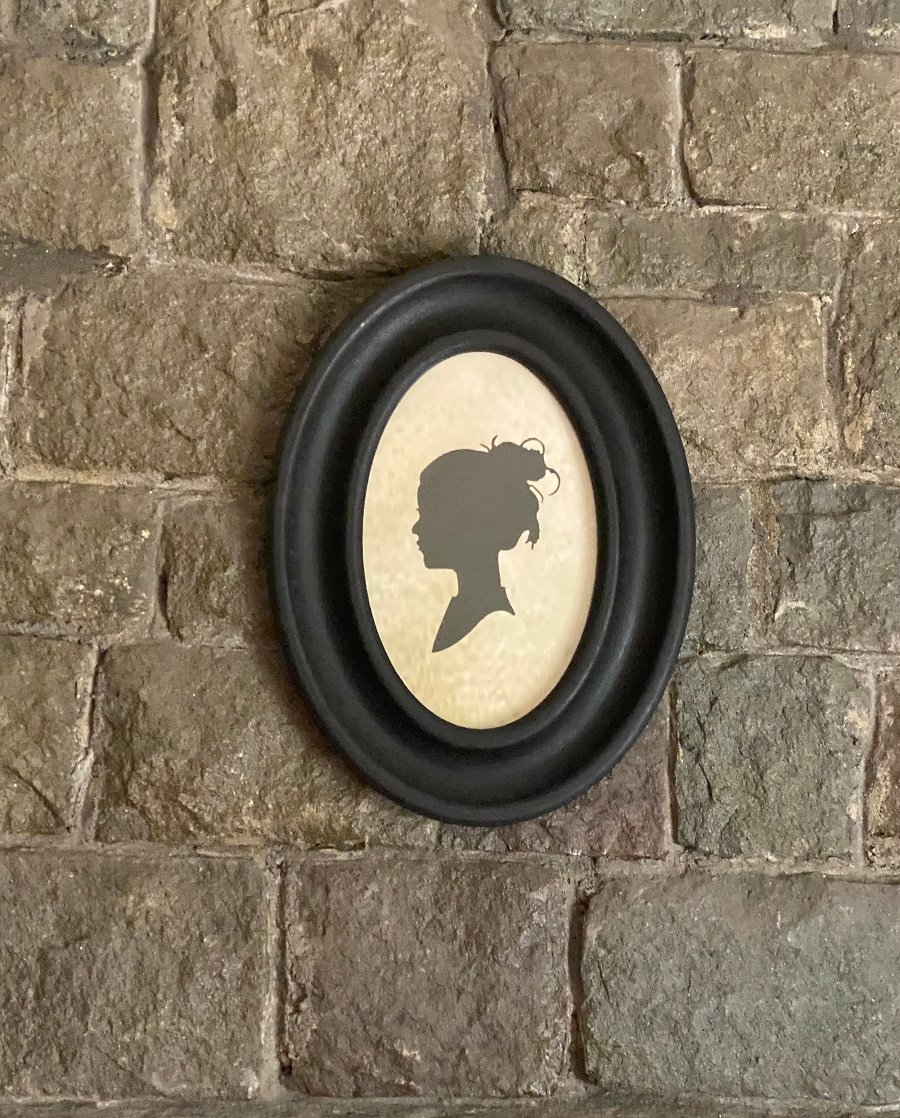 Silhouette Vintage Lady Pair - Image 8